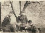 М.А. Ємельянов (перший зліва) під час відпочинку. 1949 р.