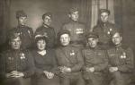 Воїни - фронтовики 69-ї армії I-го Білоруського фронту. М.А. Ємельянов, перший cправа в нижньому рядку. Квітень 1945 р.